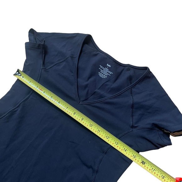 Knix Black Don't Sweat It T-shirt Size Large New with tags - Picture 7 of 7